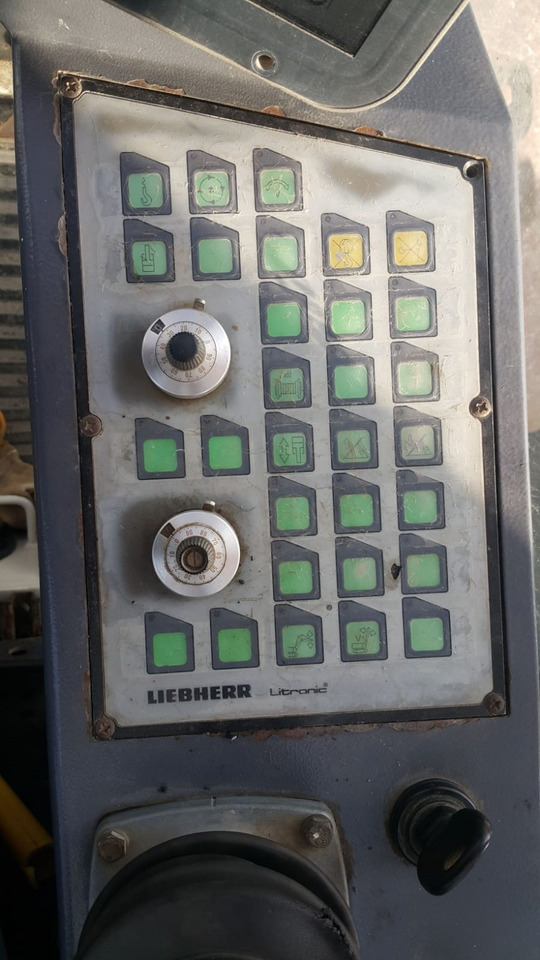 Liebherr LR1160 - Crawler crane: picture 5 Liebherr LR1160 - Crawler crane: picture 5