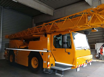 Liebherr LTM 1030 – 2.1 - Mobile crane: picture 1 Liebherr LTM 1030 – 2.1 - Mobile crane: picture 1