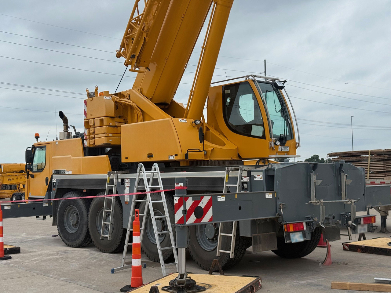 Liebherr LTM 1070-4.2 - Mobile crane: picture 4 Liebherr LTM 1070-4.2 - Mobile crane: picture 4