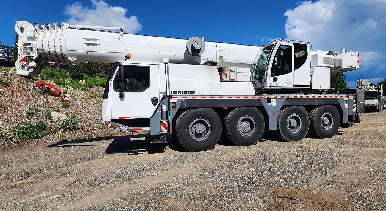Liebherr LTM 1070-4.2 - Mobile crane: picture 1 Liebherr LTM 1070-4.2 - Mobile crane: picture 1