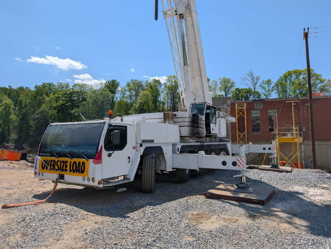 Liebherr LTM 1220-5.1 - Mobile crane: picture 1 Liebherr LTM 1220-5.1 - Mobile crane: picture 1