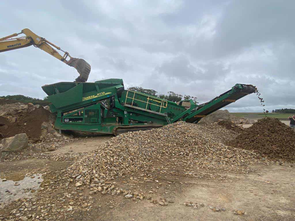 McCloskey R230 - Screener: picture 3 McCloskey R230 - Screener: picture 3