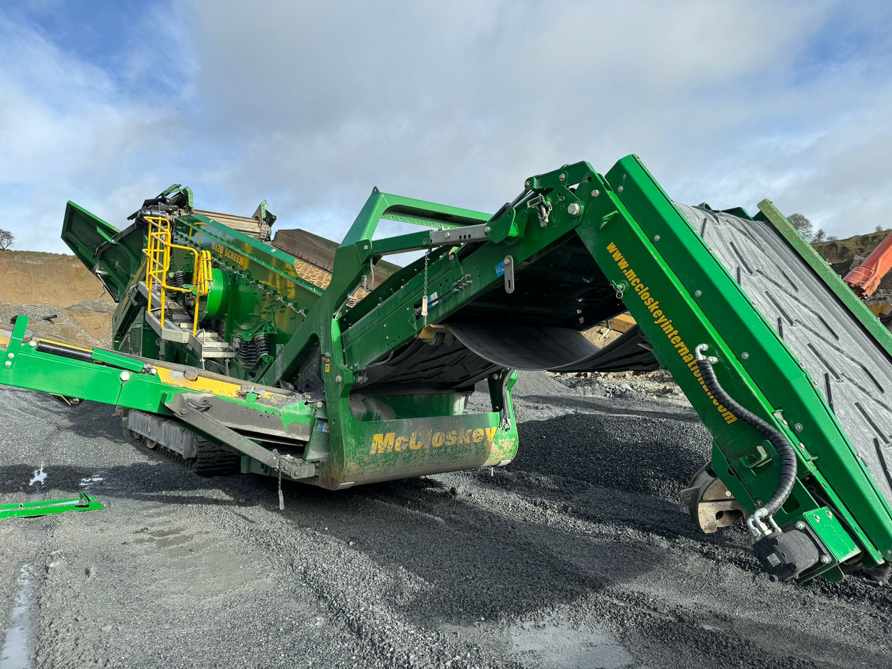 McCloskey R230 - Screener: picture 3 McCloskey R230 - Screener: picture 3