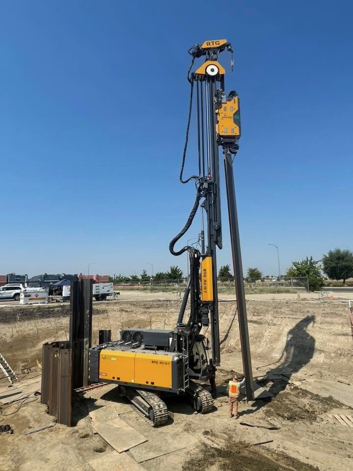 RTG RG16T - Pile driver: picture 4 RTG RG16T - Pile driver: picture 4