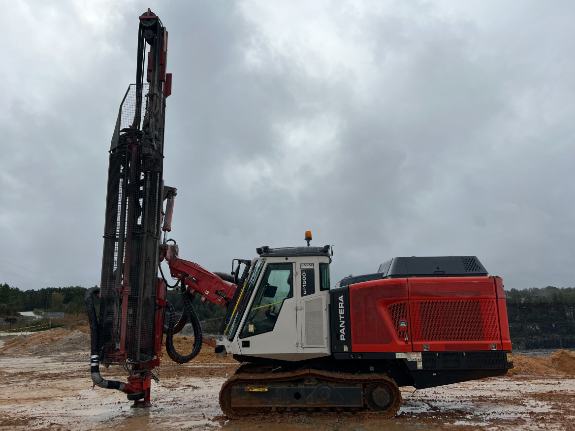 Sandvik DP1500i - Drilling rig: picture 1 Sandvik DP1500i - Drilling rig: picture 1
