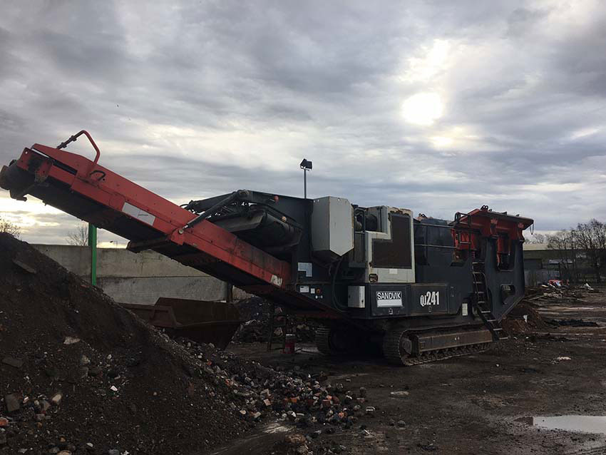 Sandvik QJ241 - Jaw crusher: picture 1 Sandvik QJ241 - Jaw crusher: picture 1