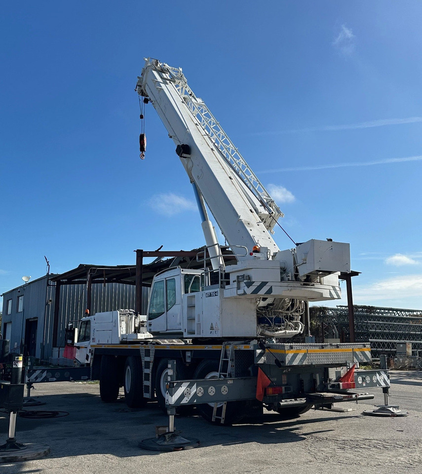 Tadano ATF 70G-4 - Mobile crane: picture 5 Tadano ATF 70G-4 - Mobile crane: picture 5