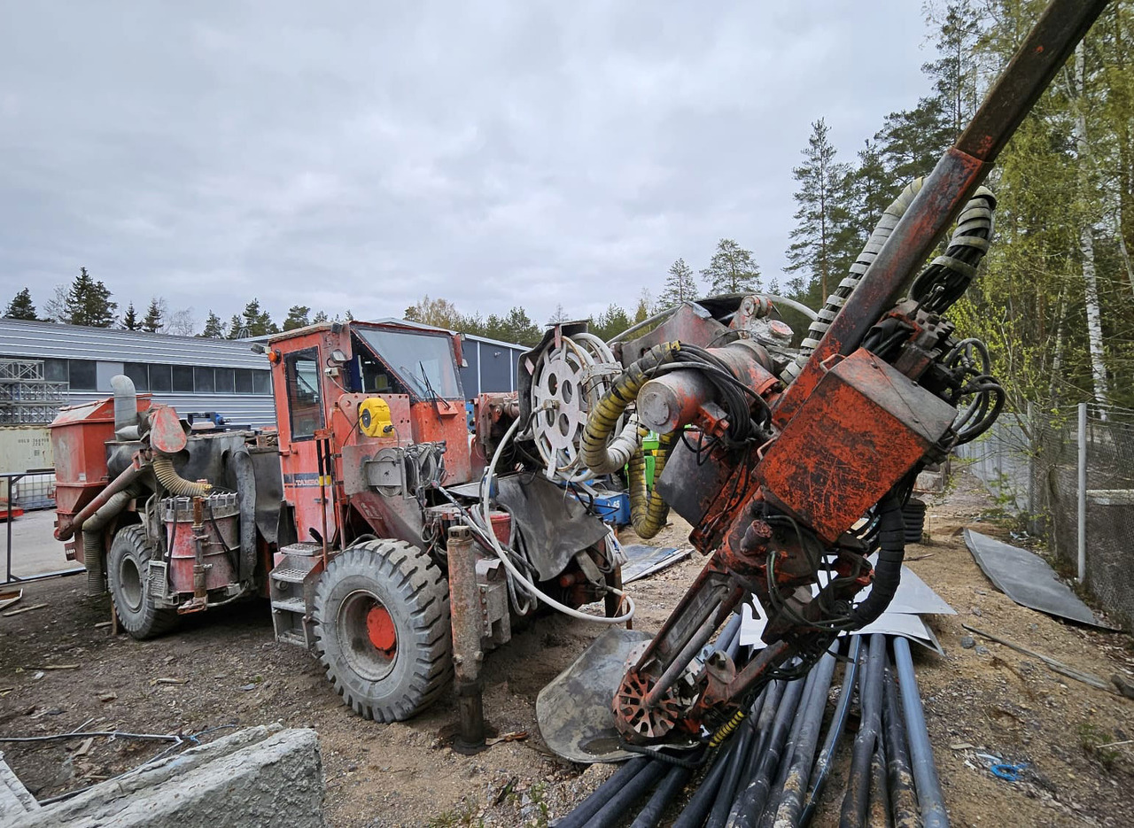 Tamrock Cabolt 530 - Directional boring machine: picture 4 Tamrock Cabolt 530 - Directional boring machine: picture 4