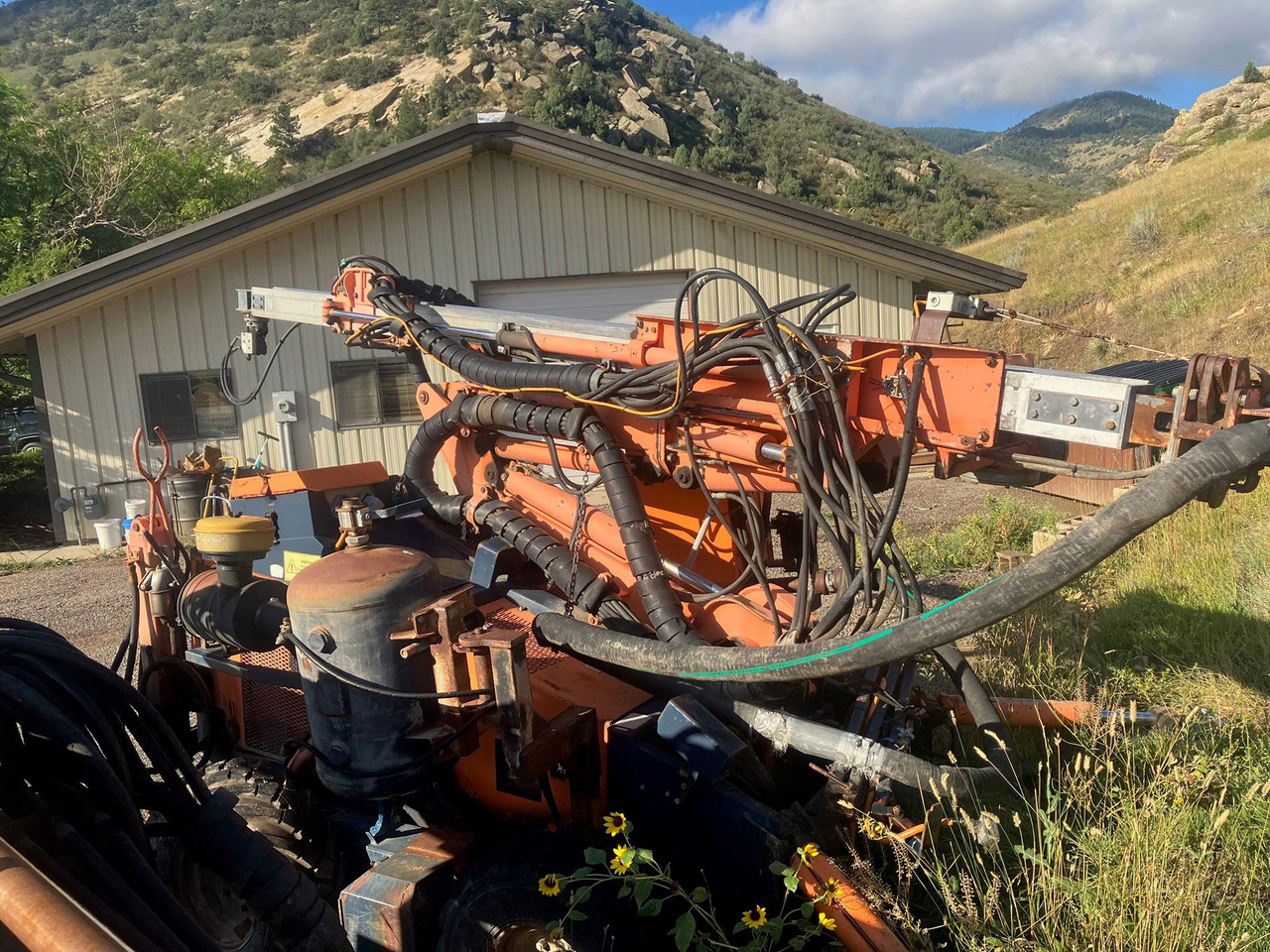 Tamrock Commando 300 - Drilling rig: picture 4 Tamrock Commando 300 - Drilling rig: picture 4