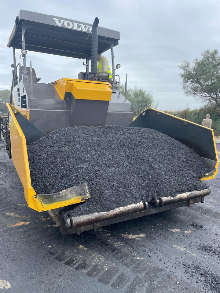 Volvo ABG 8820B - Asphalt paver: picture 5 Volvo ABG 8820B - Asphalt paver: picture 5