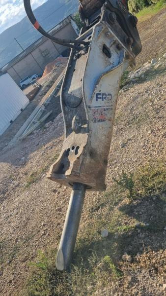 FURUKAWA F35XP POUR PELLE DE 25 à 35 tonnes F35XP - Hydraulic hammer: picture 1 FURUKAWA F35XP POUR PELLE DE 25 à 35 tonnes F35XP - Hydraulic hammer: picture 1