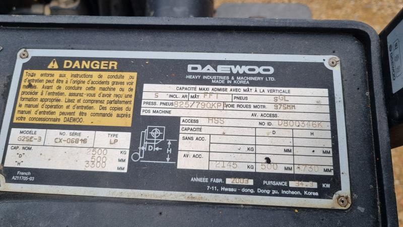 Diesel forklift Komatsu FD25T: picture 6