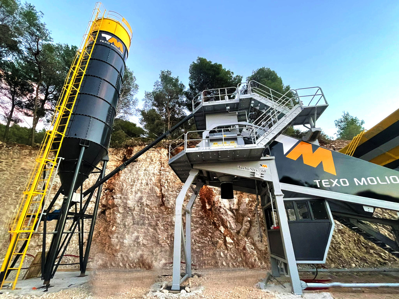 FABO Mobile Concrete Batching Plants - Concrete plant: picture 1 FABO Mobile Concrete Batching Plants - Concrete plant: picture 1