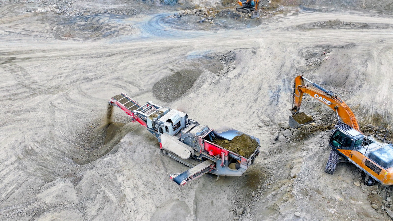 SANDVIK Mobile crusher - Mobile crusher: picture 4 SANDVIK Mobile crusher - Mobile crusher: picture 4