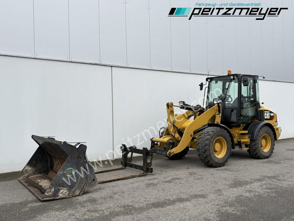 CAT Radlader 908 M Palettengabel +4in1 Schaufel 20 km/h - Wheel loader: picture 1 CAT Radlader 908 M Palettengabel +4in1 Schaufel 20 km/h - Wheel loader: picture 1