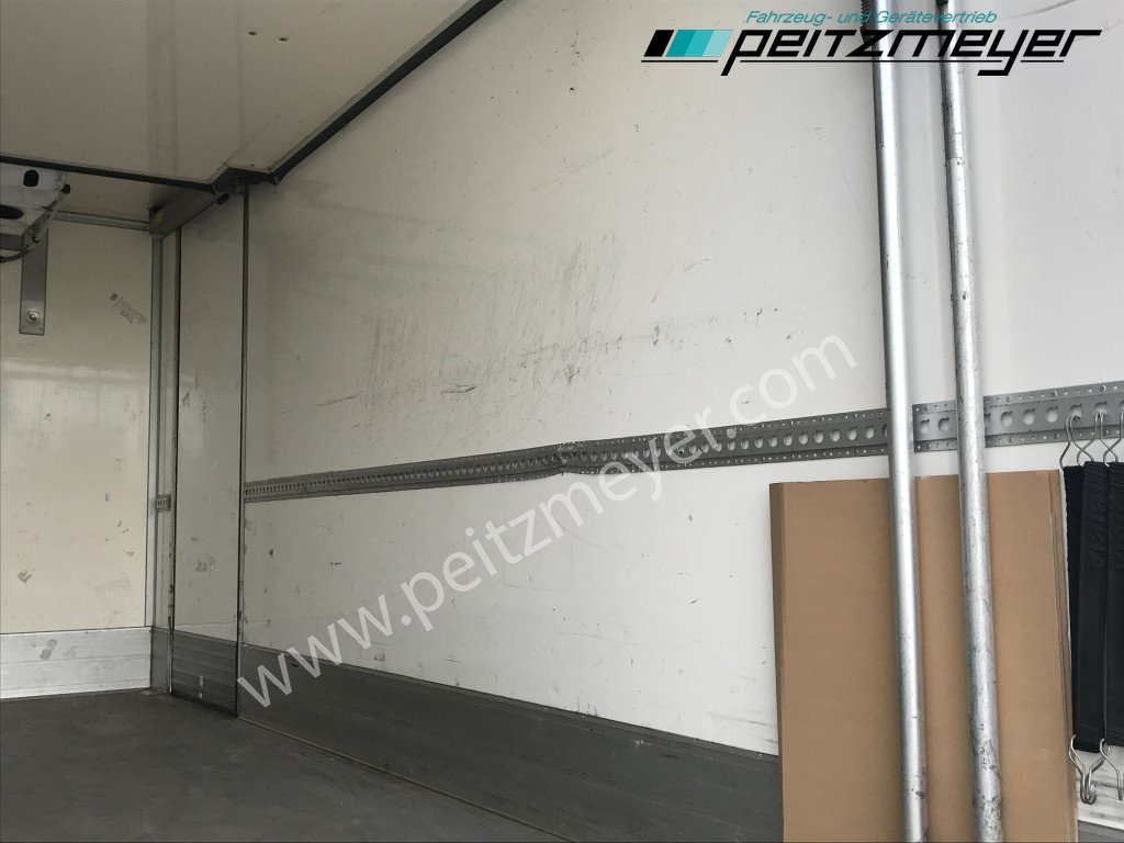 Refrigerator truck MERCEDES-BENZ Atego 818 L Tiefkühlkoffer m. Trennwand, Thermo T 800, LBW, Klima: picture 39