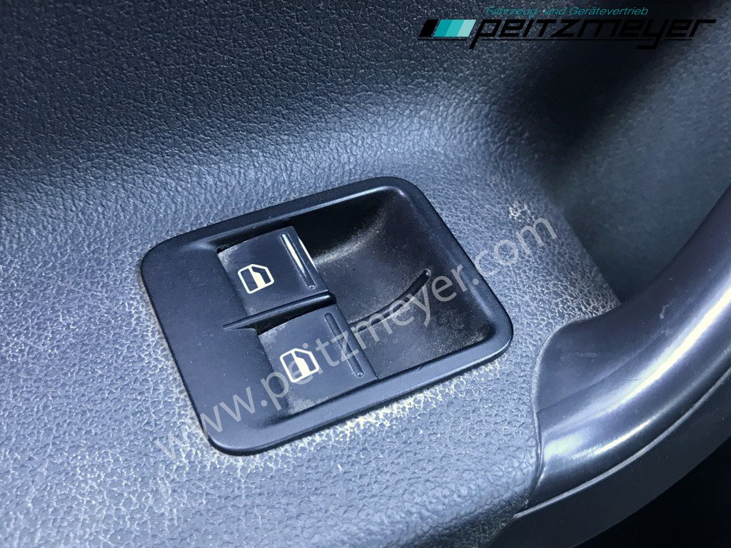 Small van VOLKSWAGEN-VW CADDY 1,6 TDI Maxi, Klima, AHK Flügeltüren: picture 17