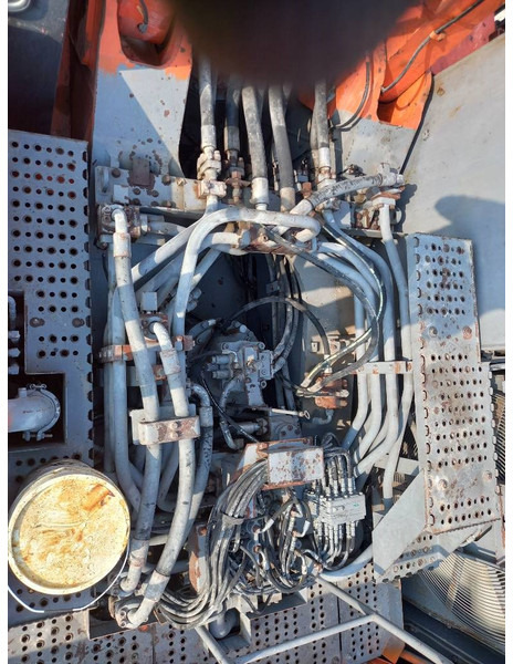 Excavator Hitachi EX1200-6 Longreach 28m (Abu Dhabi): picture 15