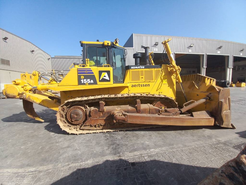 Komatsu D155-6R (4 pieces available in Abu Dhabi) - Bulldozer: picture 4 Komatsu D155-6R (4 pieces available in Abu Dhabi) - Bulldozer: picture 4