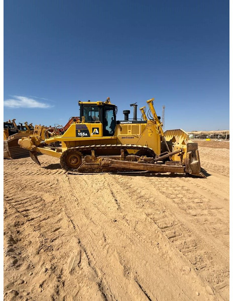 Komatsu D155A-6R (4 pieces available in Abu Dhabi) - Bulldozer: picture 2 Komatsu D155A-6R (4 pieces available in Abu Dhabi) - Bulldozer: picture 2
