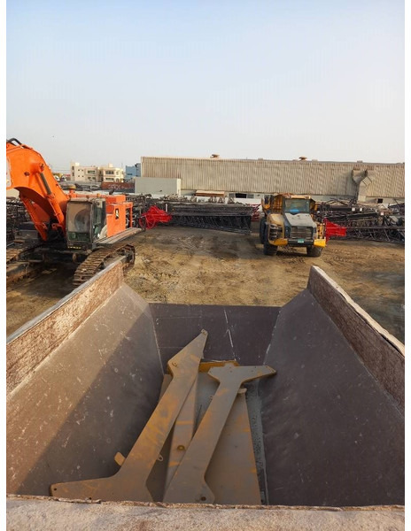 Articulated dumper Komatsu HM400-3R (4 pcs available in Abu Dhabi): picture 19