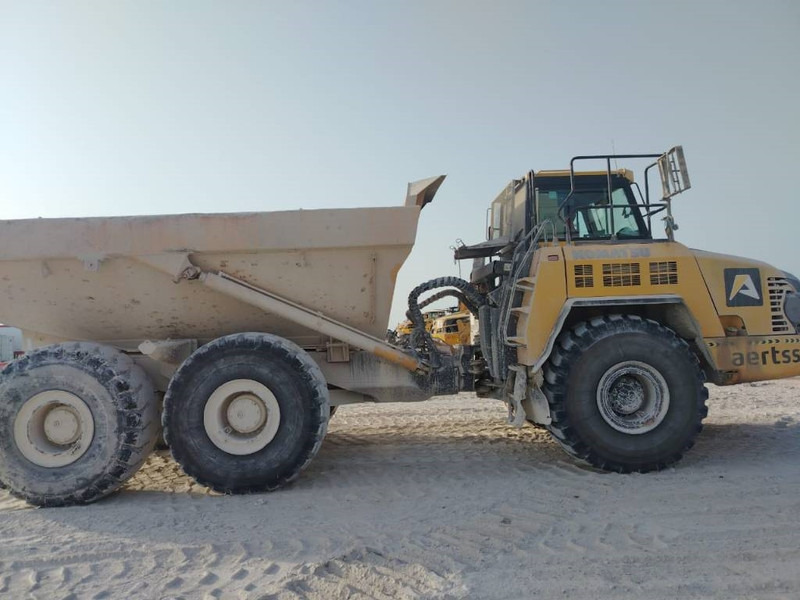 Komatsu HM400-3R (4 pieces available in Abu Dhabi) - Articulated dumper: picture 2 Komatsu HM400-3R (4 pieces available in Abu Dhabi) - Articulated dumper: picture 2