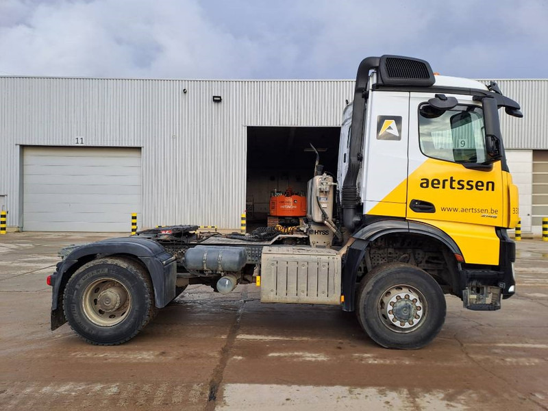 Mercedes-Benz Arocs 2045 - Tractor unit: picture 5 Mercedes-Benz Arocs 2045 - Tractor unit: picture 5