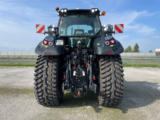 Farm tractor DEUTZ FAHR 7250 TTV: picture 7