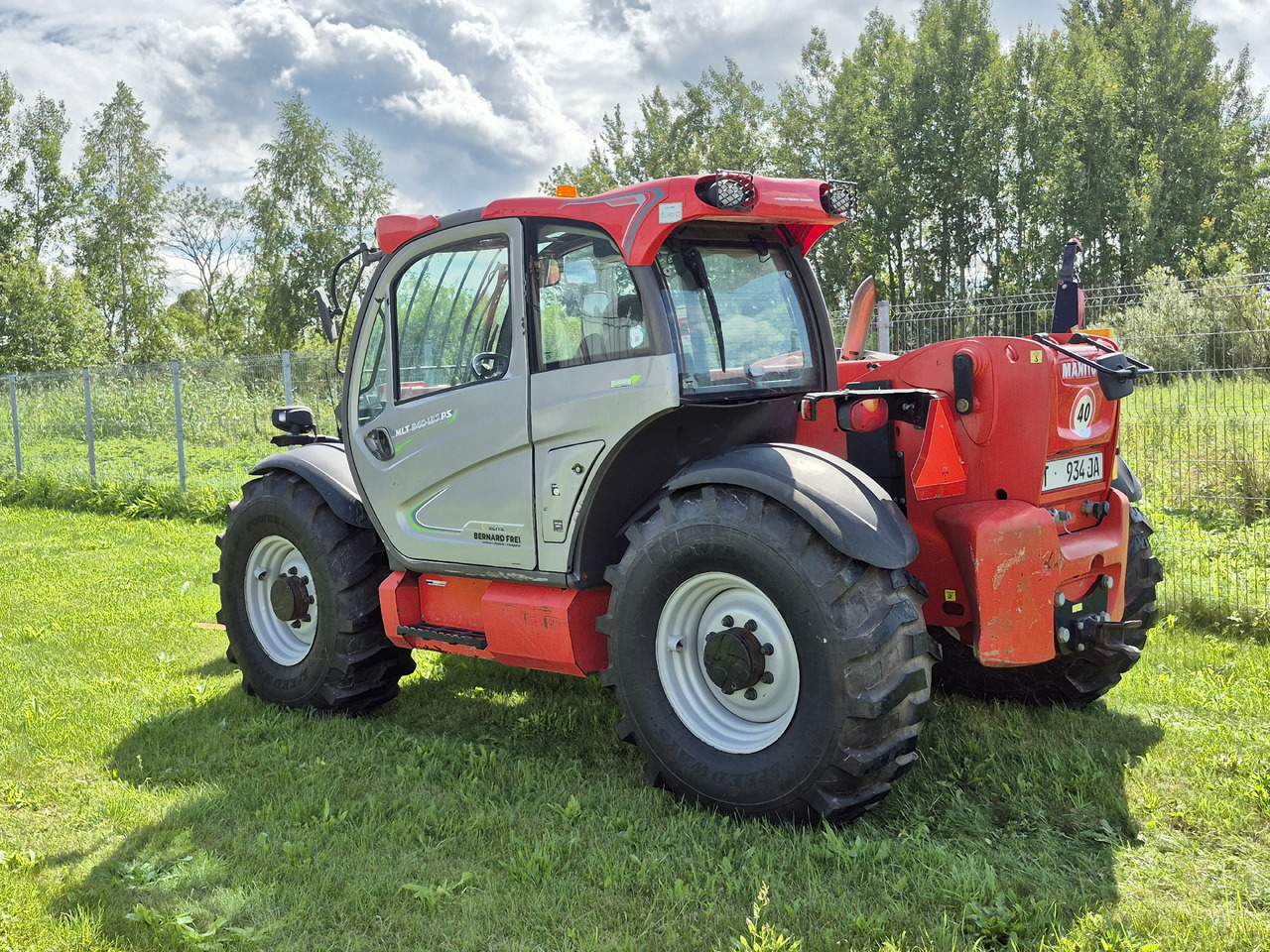 MANITOU MLT840 137 ST38 - Telescopic wheel loader: picture 3 MANITOU MLT840 137 ST38 - Telescopic wheel loader: picture 3