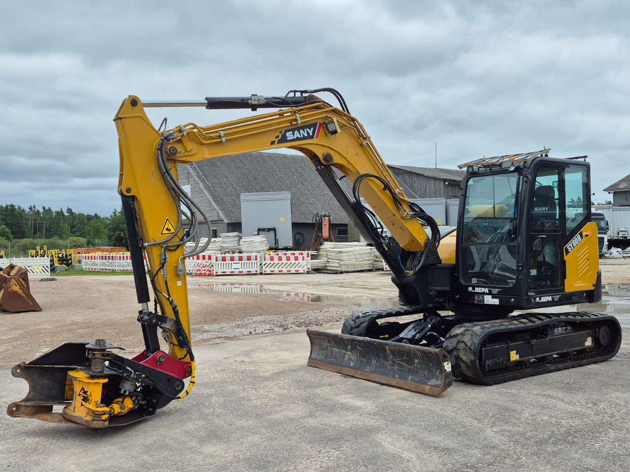 SANY SY80U, with tree shear TMK300 - Crawler excavator: picture 1 SANY SY80U, with tree shear TMK300 - Crawler excavator: picture 1