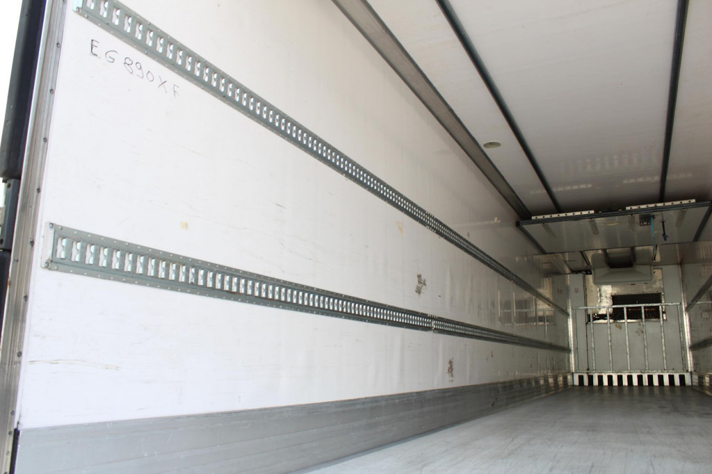 Lamberet TK SLXe Spectrum 2,65h Bi-Multi-Temp. TW  FRC25 - Refrigerator semi-trailer: picture 2 Lamberet TK SLXe Spectrum 2,65h Bi-Multi-Temp. TW  FRC25 - Refrigerator semi-trailer: picture 2