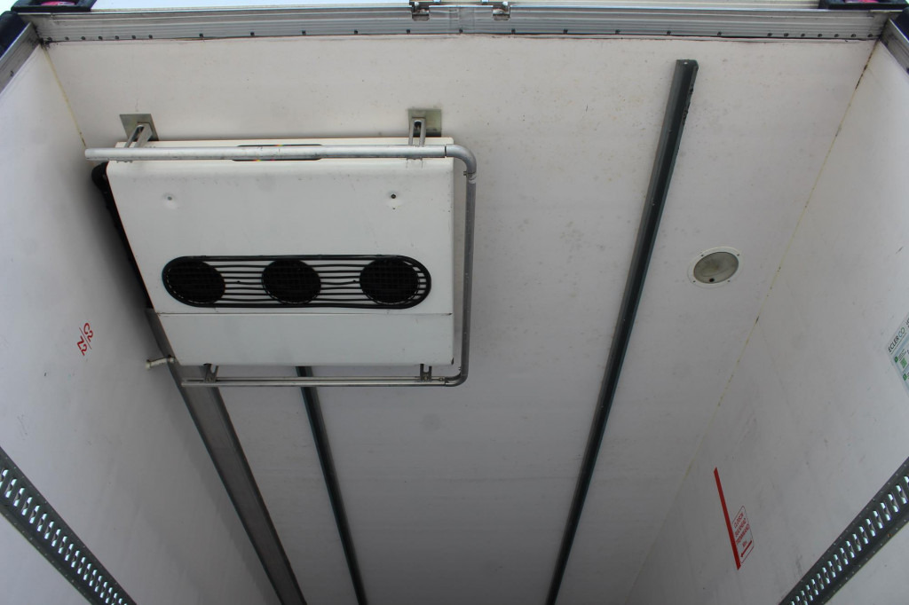 Lamberet TK SLXe Spectrum 2,65h Bi-Multi-Temp. TW  FRC25 - Refrigerator semi-trailer: picture 3 Lamberet TK SLXe Spectrum 2,65h Bi-Multi-Temp. TW  FRC25 - Refrigerator semi-trailer: picture 3