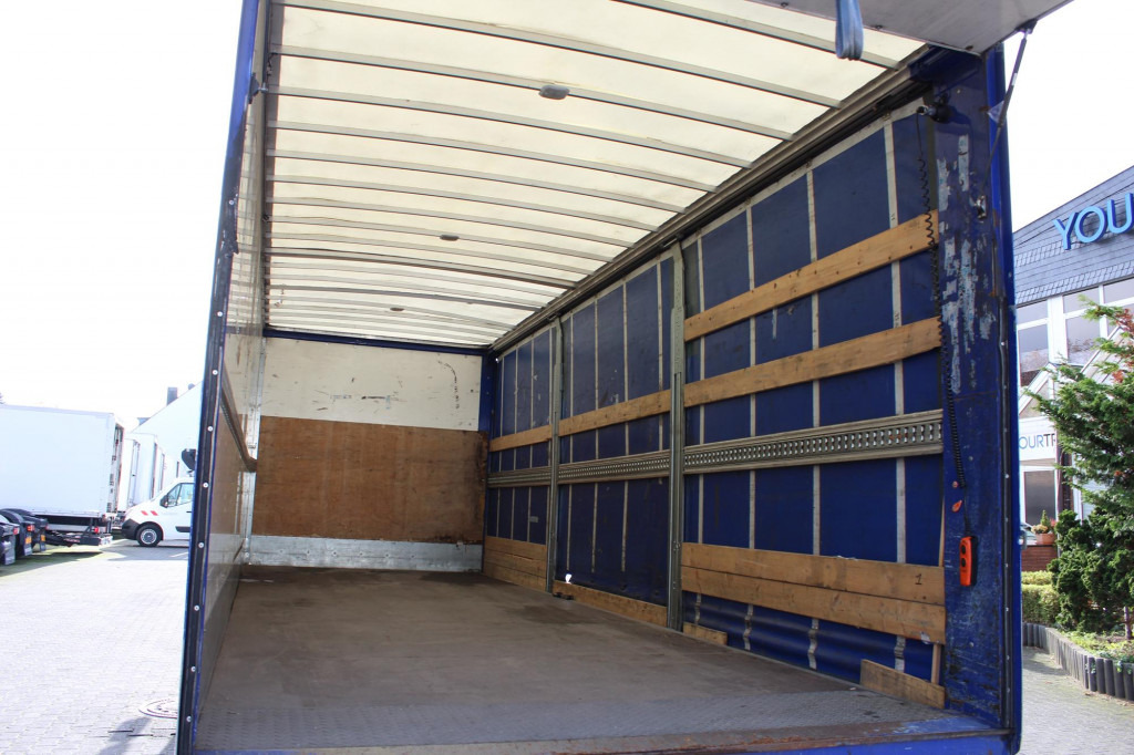 MAN TGL 12.220 Plane-Koffer 7,5 m LBW Klima 199TKm - Box truck: picture 2 MAN TGL 12.220 Plane-Koffer 7,5 m LBW Klima 199TKm - Box truck: picture 2