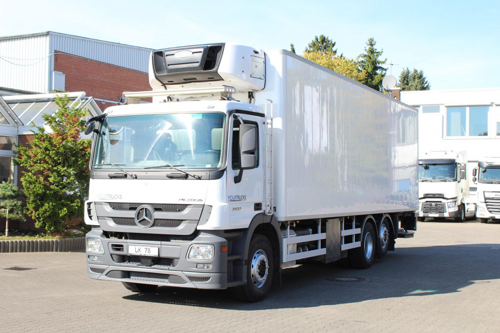 Mercedes-Benz Actros 2532 E5 CS 1150 Multi Bi-Temp LBW Rolltor - Refrigerator truck: picture 1 Mercedes-Benz Actros 2532 E5 CS 1150 Multi Bi-Temp LBW Rolltor - Refrigerator truck: picture 1