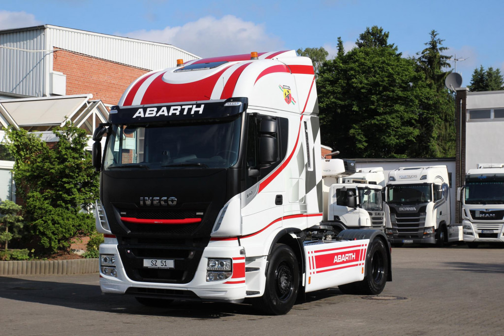 Tractor unit Iveco AS 510  XP-ABARTH Edition Retarder Leder Voll TOP: picture 1