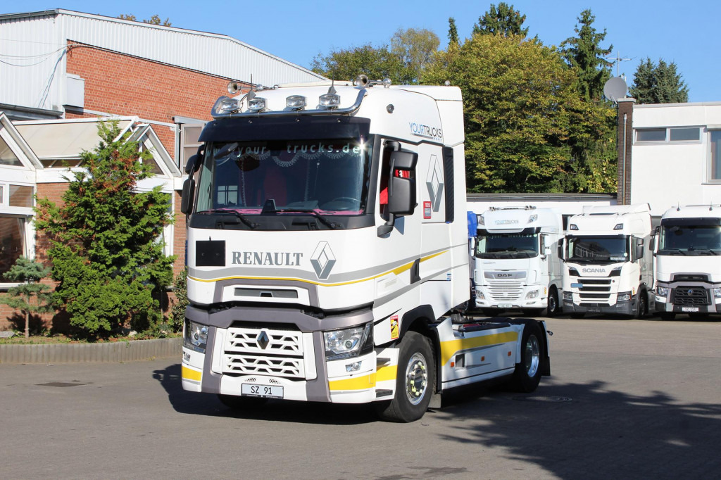 Renault T 520 E6 High Sleeper Retarder 2Tank Standklima - Tractor unit: picture 1 Renault T 520 E6 High Sleeper Retarder 2Tank Standklima - Tractor unit: picture 1