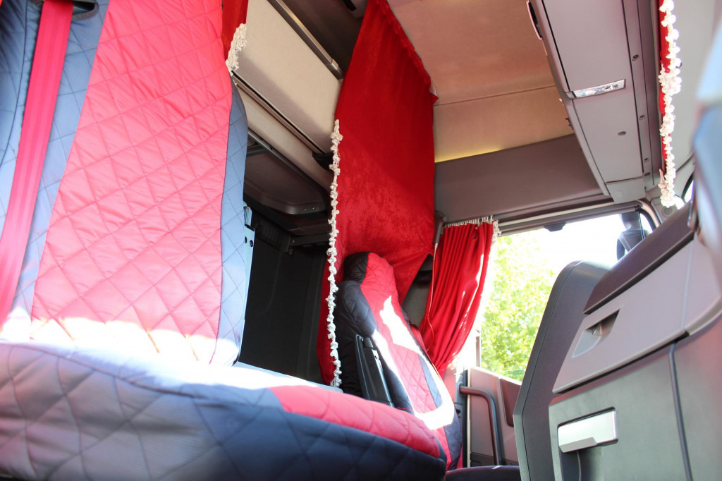 Renault T 520 E6 High Sleeper Retarder 2Tank Standklima - Tractor unit: picture 3 Renault T 520 E6 High Sleeper Retarder 2Tank Standklima - Tractor unit: picture 3