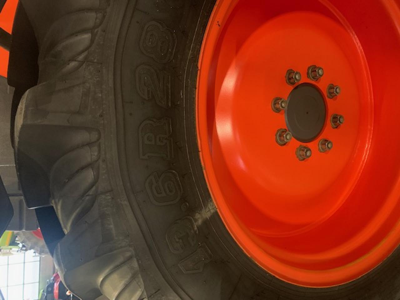 Taurus Pflegeräder 340/85 R48, 13.6 R28 (Ex Kubota) - Attachment: picture 3 Taurus Pflegeräder 340/85 R48, 13.6 R28 (Ex Kubota) - Attachment: picture 3