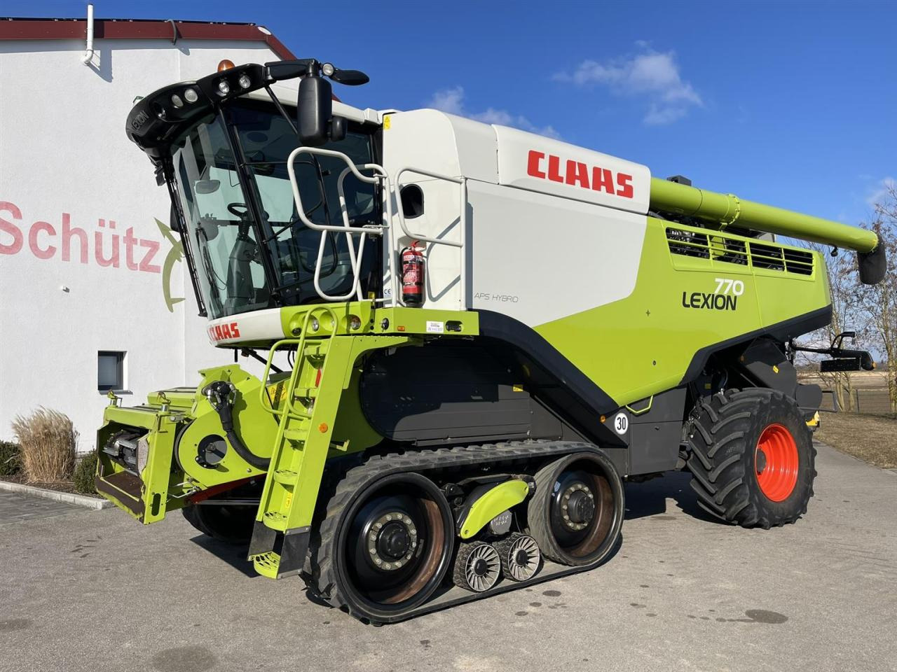 CLAAS Lexion 770TT Modell C76, CEMOS AUTOMATIC, V1230 - Combine harvester: picture 1 CLAAS Lexion 770TT Modell C76, CEMOS AUTOMATIC, V1230 - Combine harvester: picture 1