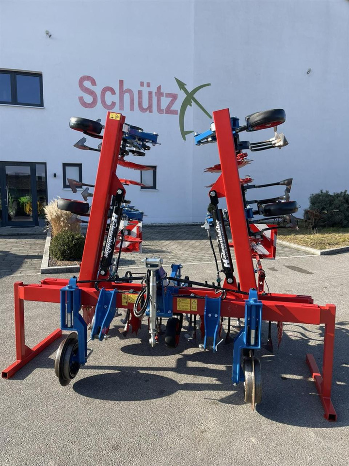 Hatzenbichler Neuwertiges Hackgerät, Mais, 8 - reihig, 75 cm, TOP ZUSTAND, Hatzebichler - Soil tillage equipment: picture 1 Hatzenbichler Neuwertiges Hackgerät, Mais, 8 - reihig, 75 cm, TOP ZUSTAND, Hatzebichler - Soil tillage equipment: picture 1