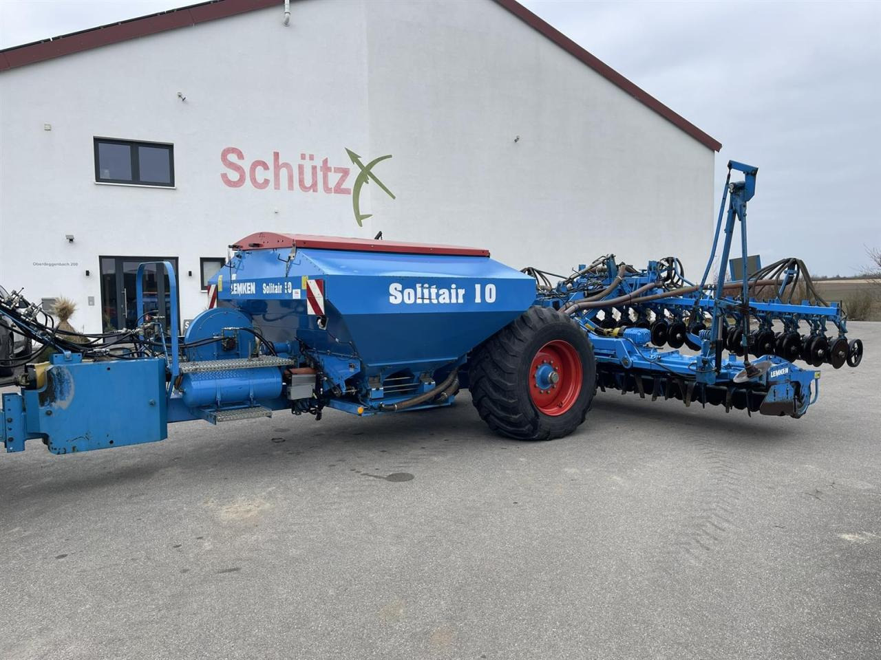 Lemken Solitair 10/6000-K-DS, Kreiselegge Zirkon 10/600K - Harrow: picture 1 Lemken Solitair 10/6000-K-DS, Kreiselegge Zirkon 10/600K - Harrow: picture 1