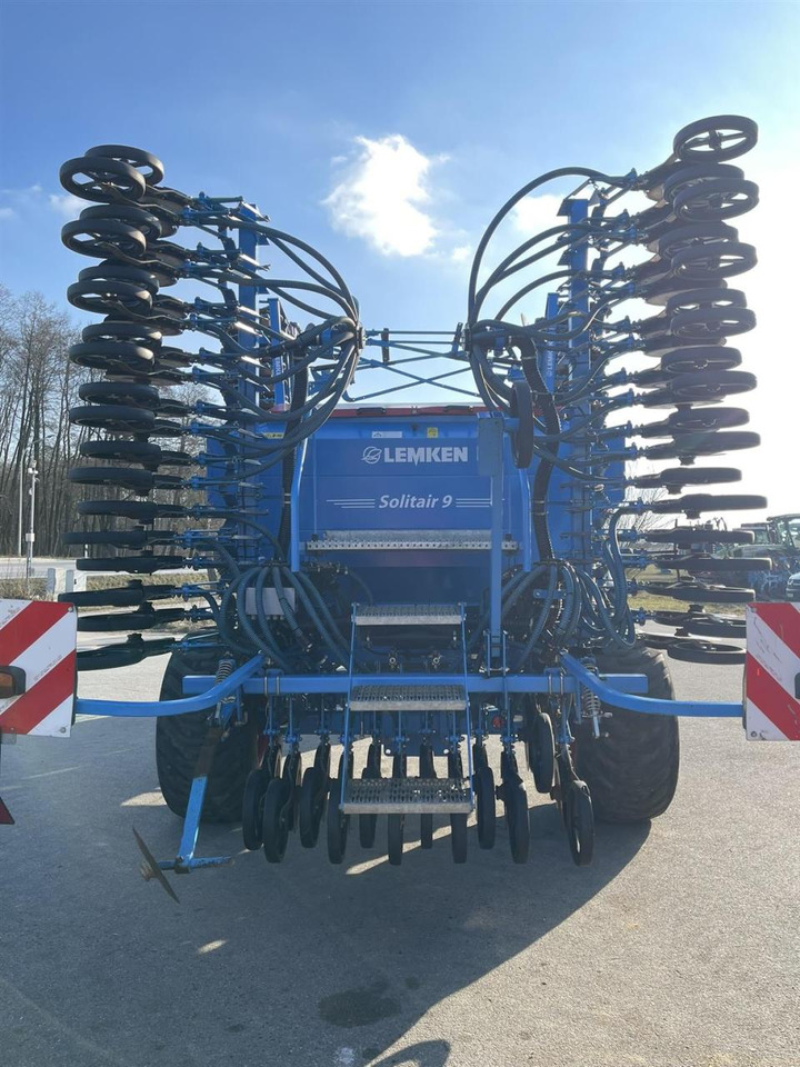 Lemken Zirkon 10/600KA, Solitär 9/600 Kombination - Combine seed drill: picture 4 Lemken Zirkon 10/600KA, Solitär 9/600 Kombination - Combine seed drill: picture 4