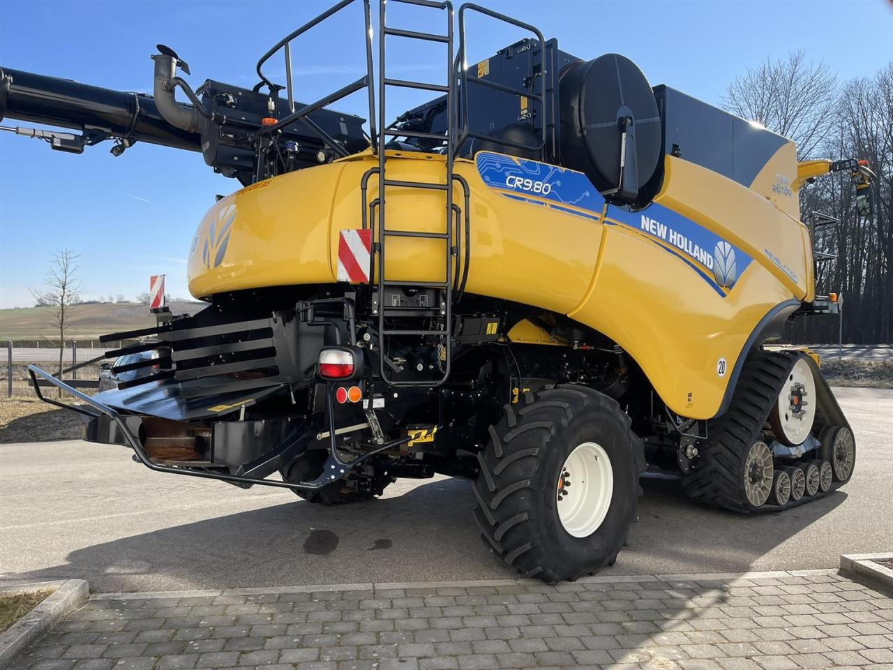 New Holland NH CR 9.80 Revelation, Optispread, Opticlean - Combine harvester: picture 5 New Holland NH CR 9.80 Revelation, Optispread, Opticlean - Combine harvester: picture 5