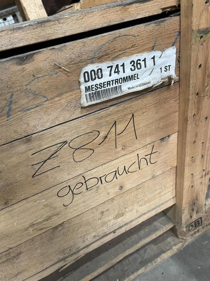 CLAAS Häckslerwelle 00 0741 361 1 gebraucht - Spare parts for Combine harvester: picture 5 CLAAS Häckslerwelle 00 0741 361 1 gebraucht - Spare parts for Combine harvester: picture 5