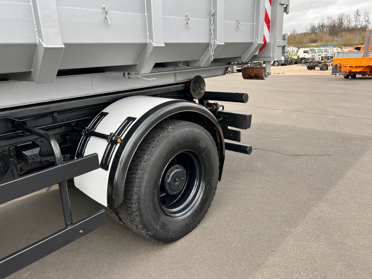 Iveco Magirus Turbo 160-30 AH - Oldtimer- V 8 - Motor Iveco Magirus Turbo 160-30 AH - Oldtimer- V 8 - Motor - Hook lift truck: picture 4 Iveco Magirus Turbo 160-30 AH - Oldtimer- V 8 - Motor Iveco Magirus Turbo 160-30 AH - Oldtimer- V 8 - Motor - Hook lift truck: picture 4