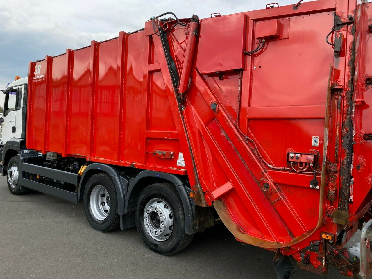 Garbage truck MAN TGA 26.320 Schörling 3 R 20 SEW/0 Presswagen MAN TGA 26.320 Schörling 3 R 20 SEW/0 Presswagen: picture 10 Garbage truck MAN TGA 26.320 Schörling 3 R 20 SEW/0 Presswagen MAN TGA 26.320 Schörling 3 R 20 SEW/0 Presswagen: picture 10