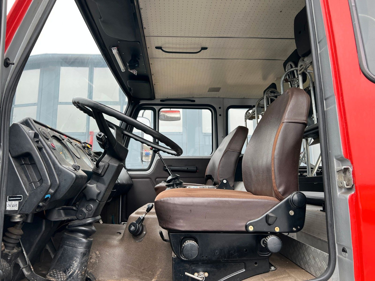 Mercedes-Benz 1019 4x4 Tanklöschfahrzeug Metz TLF 16 Mercedes-Benz 1019 4x4 Tanklöschfahrzeug Metz TLF 16 - Tank truck: picture 4 Mercedes-Benz 1019 4x4 Tanklöschfahrzeug Metz TLF 16 Mercedes-Benz 1019 4x4 Tanklöschfahrzeug Metz TLF 16 - Tank truck: picture 4