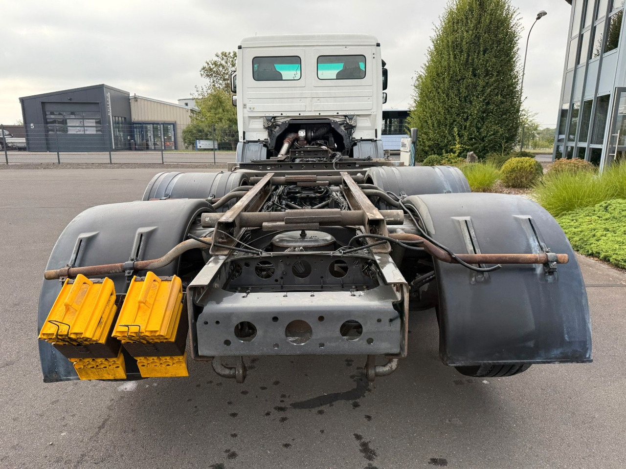Mercedes-Benz Actros 2532 MP 3 Fahrgestell - Cab chassis truck: picture 4 Mercedes-Benz Actros 2532 MP 3 Fahrgestell - Cab chassis truck: picture 4