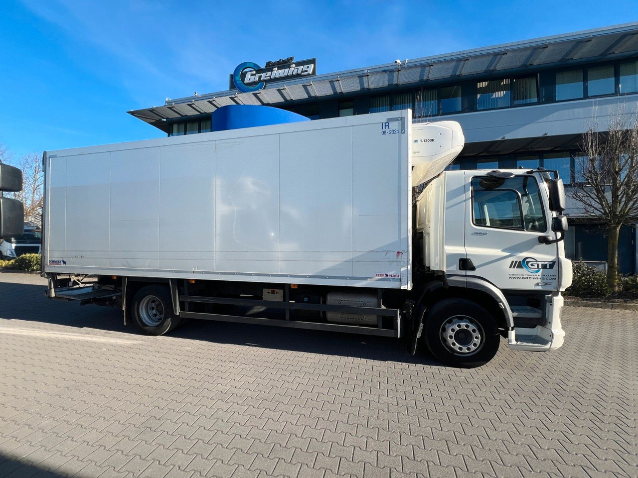 DAF CF 320 FA, Thermoking T1200 - Refrigerator truck: picture 2 DAF CF 320 FA, Thermoking T1200 - Refrigerator truck: picture 2