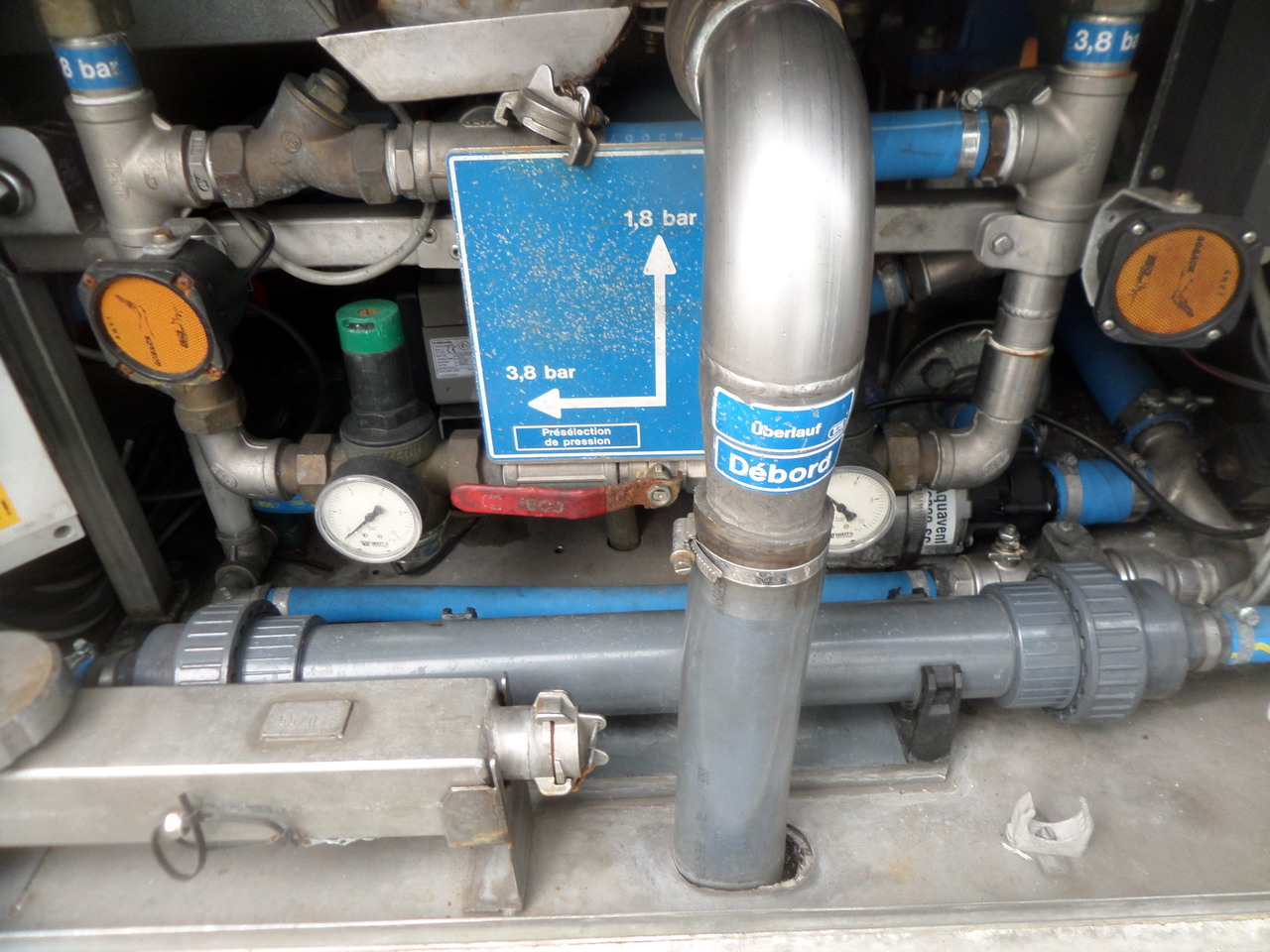 Schrader Water truck WSU 3000 MAN leasing Schrader Water truck WSU 3000 MAN: picture 7